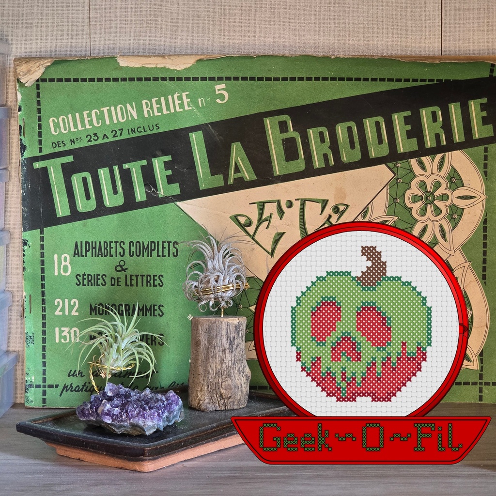 Pomme pourrie_Broderie 10cm